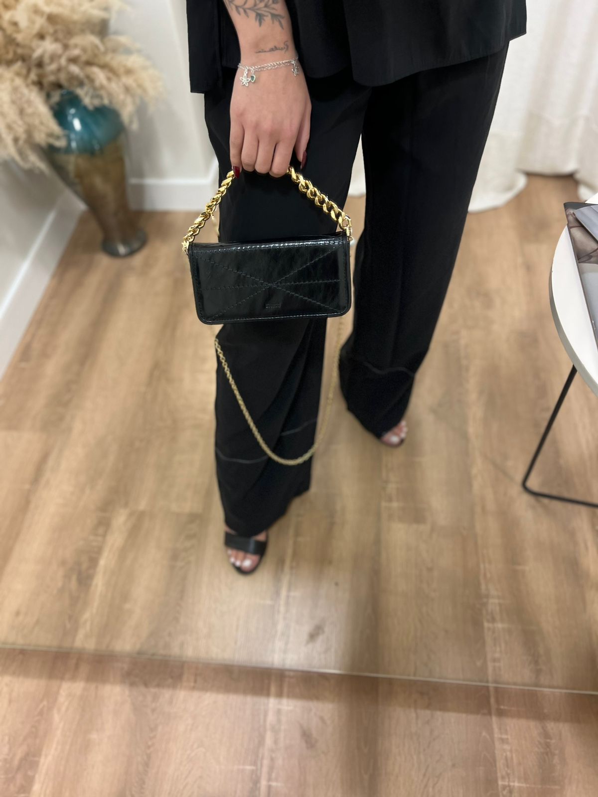 BOLSA TIRACOLO MIKA PEQUENA COURO
