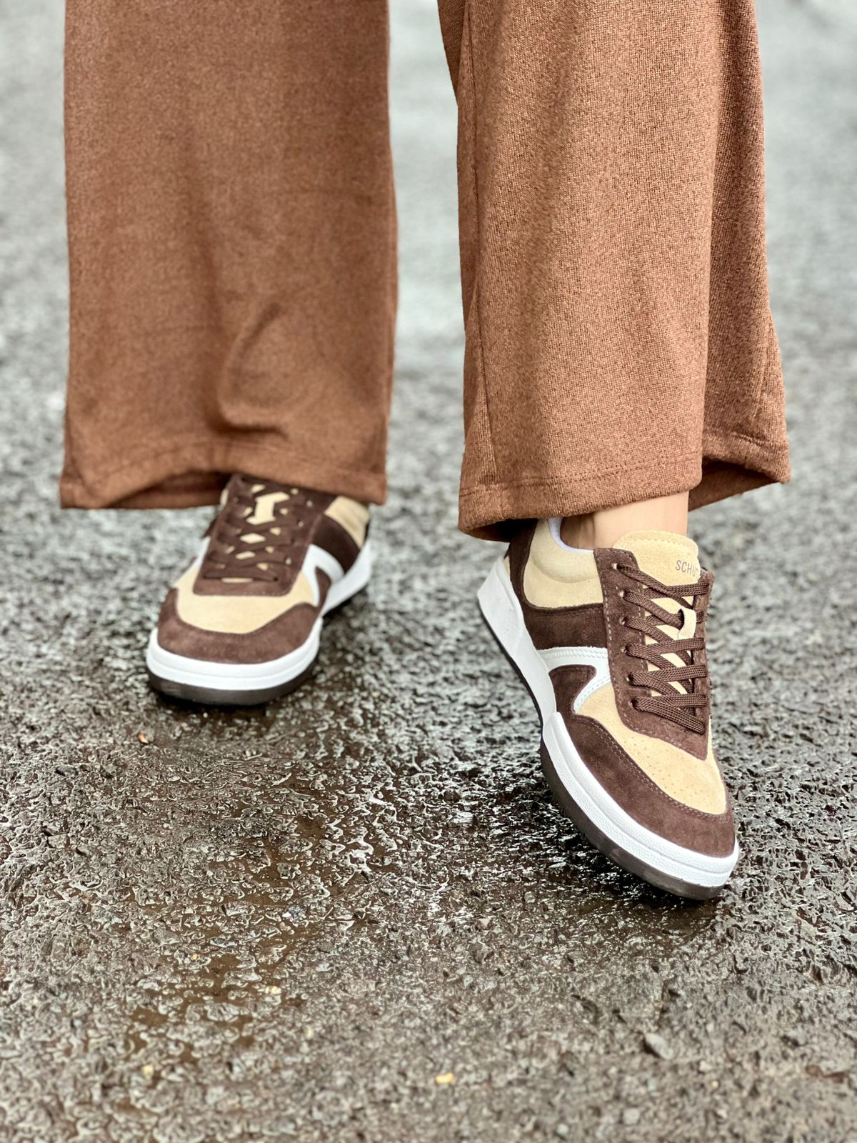 TÊNIS NEO COURO E CAMURÇA