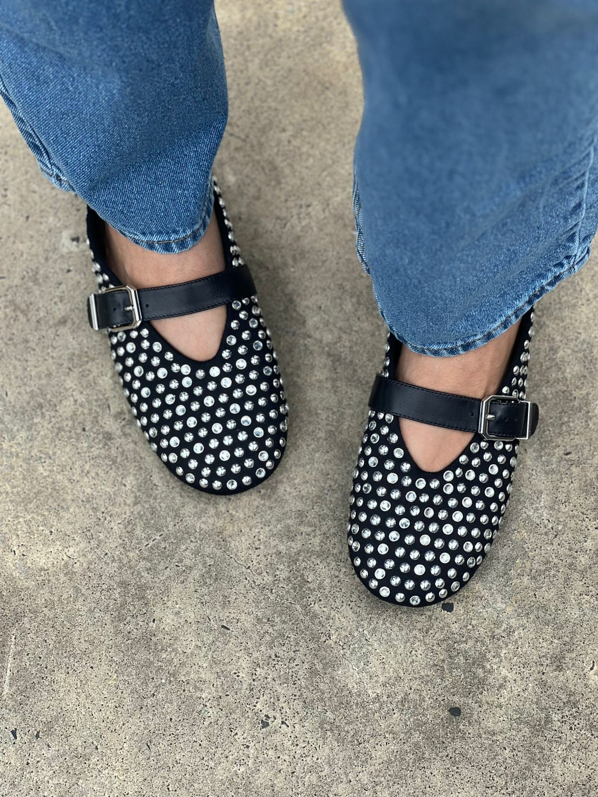 SAPATILHA SABRINA STUDS