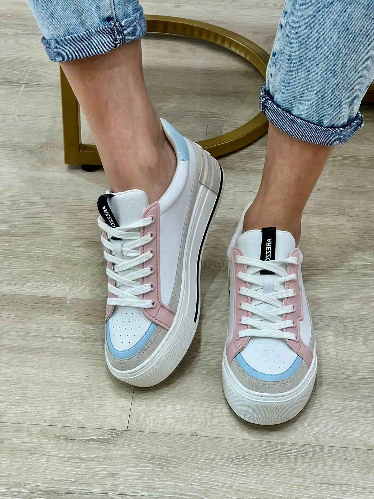 TÊNIS BRANCO, ROSA E AZUL FLATFORM