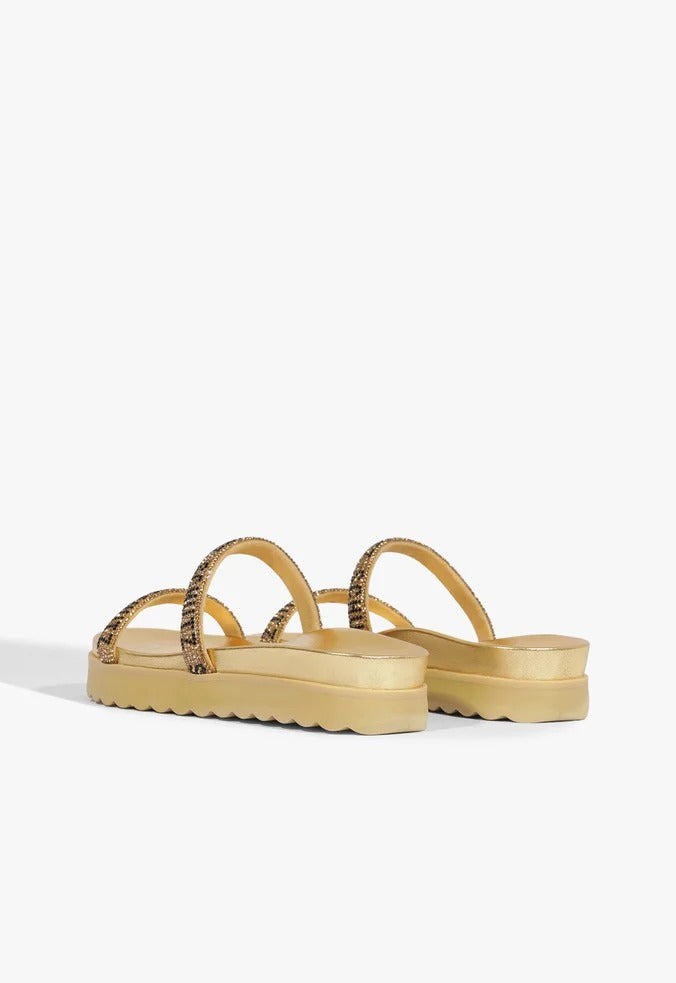 SANDÁLIA PAPETE COM BRILHO DOURADO