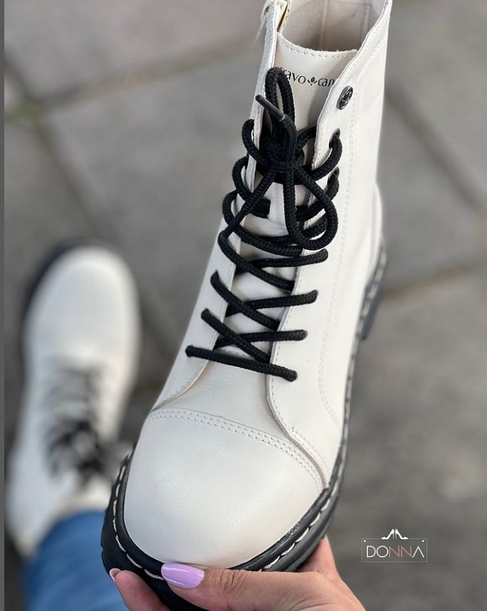 BOTA SALTO TRATORADO - COURO CLASSIC - OFF WHITE