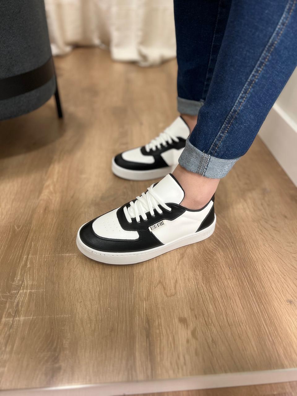 TÊNIS FLOATER LUX PRETO E BRANCO