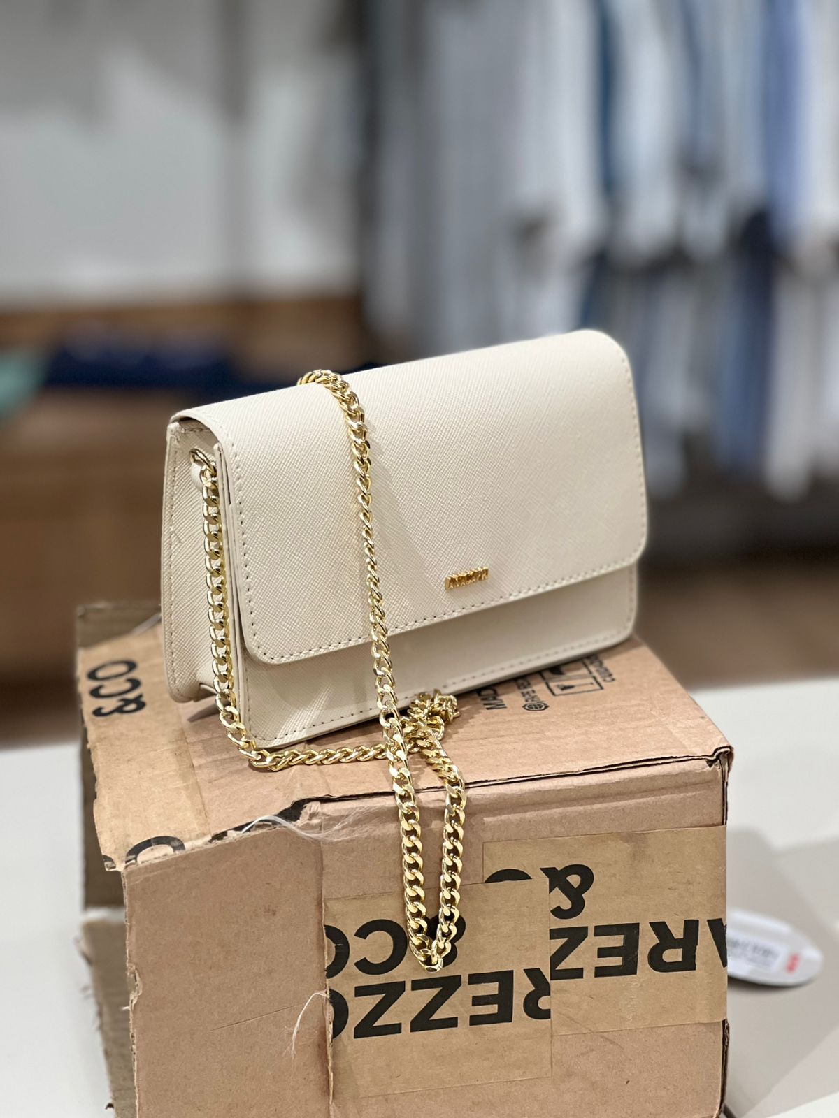 BOLSA TIRACOLO PEQUENA MONOCOLOR BRANCA