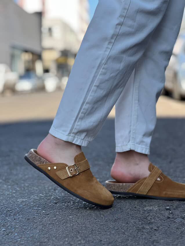 CLOG SABOT ACAMURÇADA RASTEIRA COM FIVELA