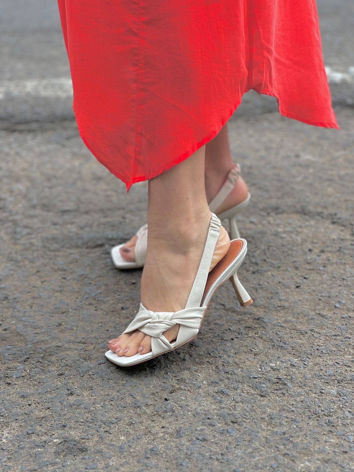 SANDÁLIA SLINGBACK SALTO TAÇA