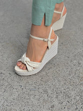 SANDÁLIA ANABELLE EM CROCHE