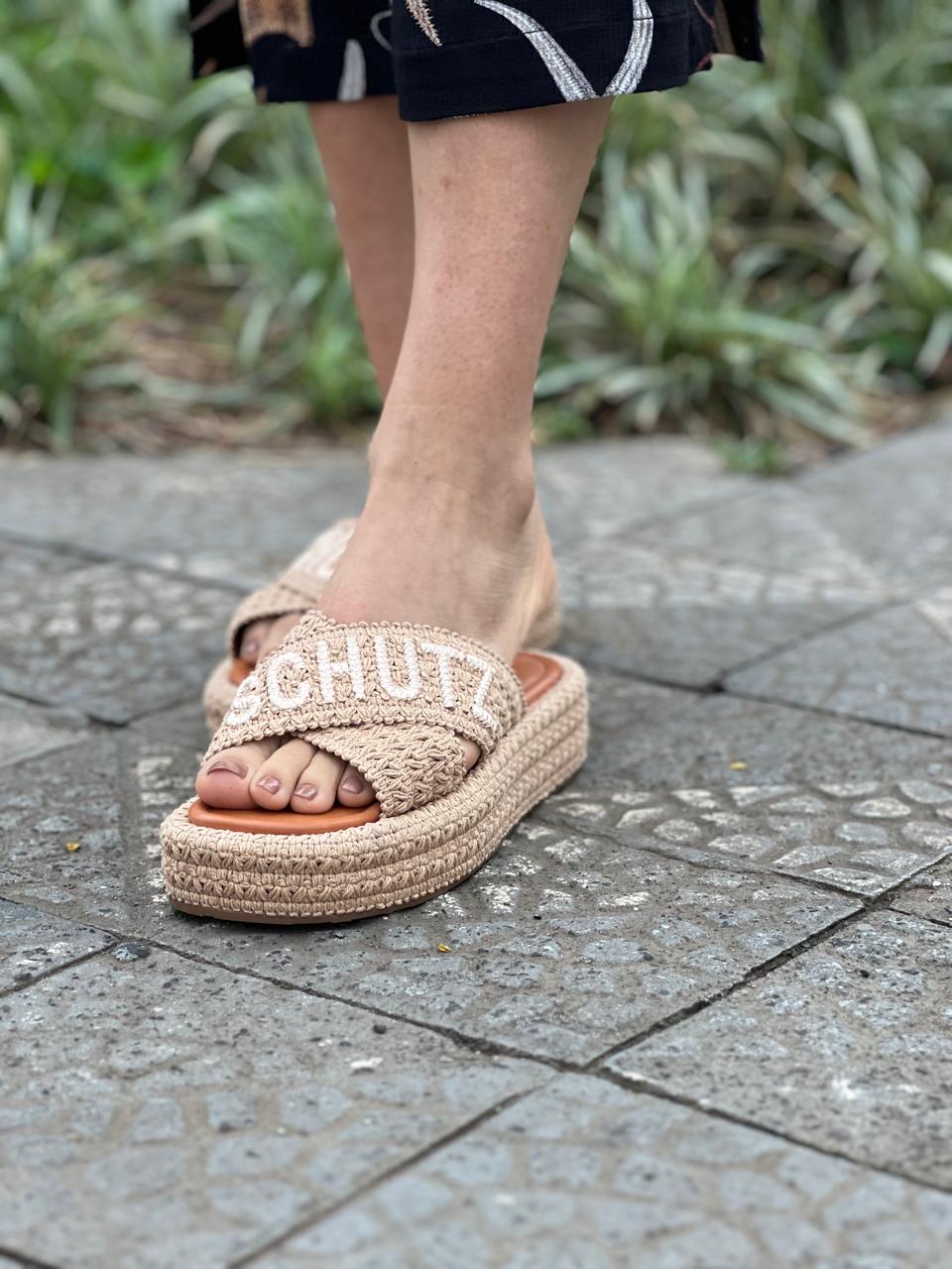 SANDÁLIA PAPETE VIENA RÁFIA NATURAL