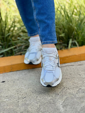 TÊNIS V5 RNR ANOS 2000