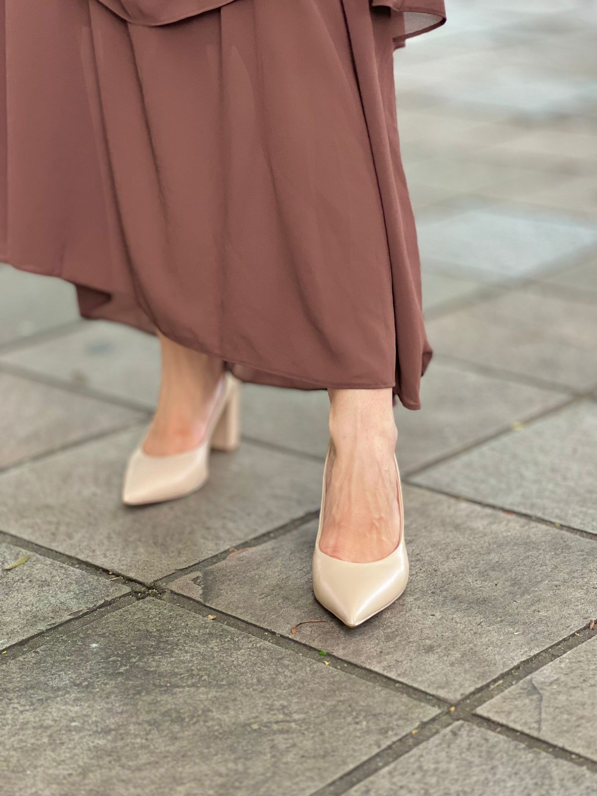 SCARPIN SALTO BLOCO E BICO FINO