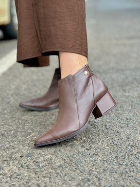 BOTA ANKLE BOOT CANO CURTO