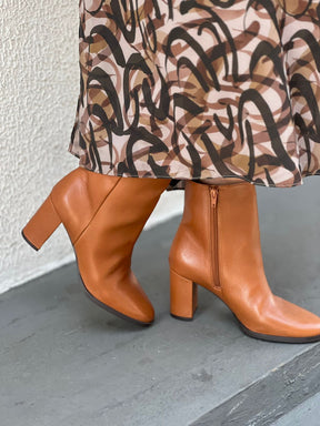 BOTA CANO MÉDIO E SALTO BLOCO